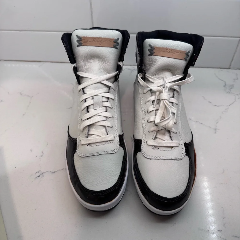 New True Religion Thompson Patent mens size 8 high top sneakers athletic shoes